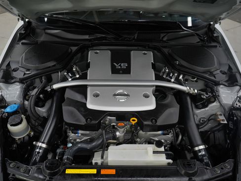 Used 2007 Nissan 350Z Enthusiast RWD image 25
