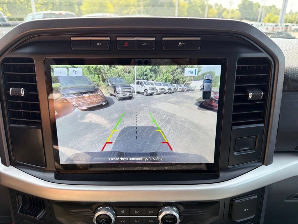 Used 2022 Ford F150 XLT w/ Equipment Group 302A High AWD/4WD image 26