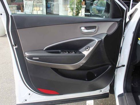 Used 2017 Hyundai Santa Fe Sport AWD/4WD image 12