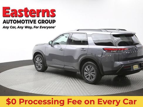 Used 2025 Nissan Pathfinder SV FWD image 64