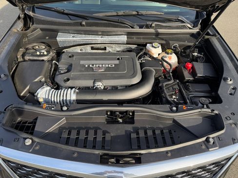 Used 2024 Cadillac XT4 Luxury w/ Cold Weather Package image 20