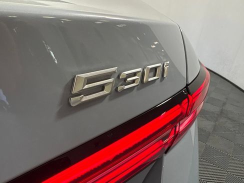 Used 2026 BMW 530i w/ M Sport Package RWD image 10
