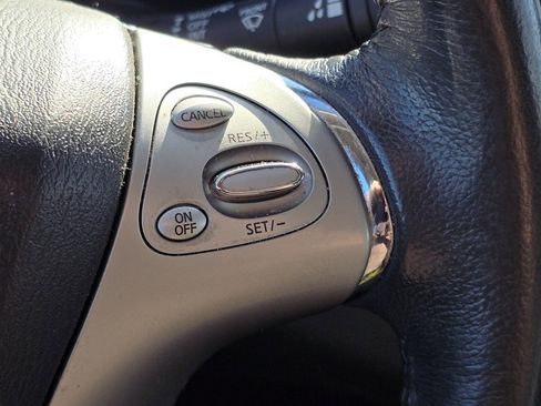 Used 2017 Nissan Murano SL image 14