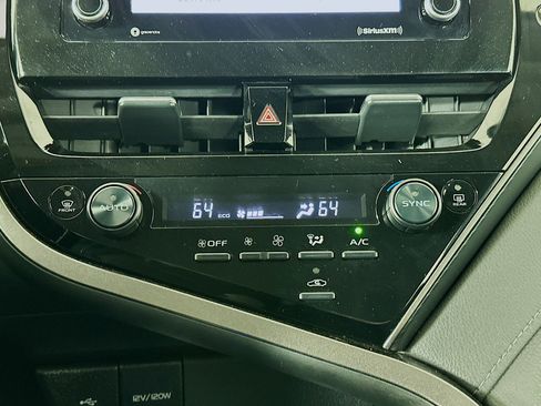 Used 2024 Toyota Camry LE image 22