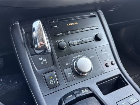 Used 2011 Lexus CT 200h Premium w/ Leather Pkg FWD image 35
