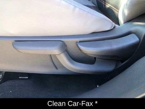 Certified 2023 Nissan Kicks SR w/ SR Premium Package FWD image 14