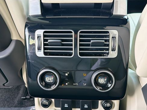 Used 2021 Land Rover Range Rover P525 Westminster Edition AWD/4WD image 20
