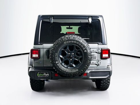 Used 2023 Jeep Wrangler Unlimited w/ Dual Top Group AWD/4WD image 7
