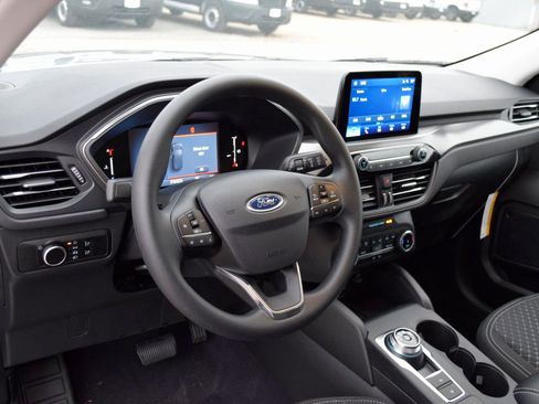 New 2026 Ford Escape Active image 17