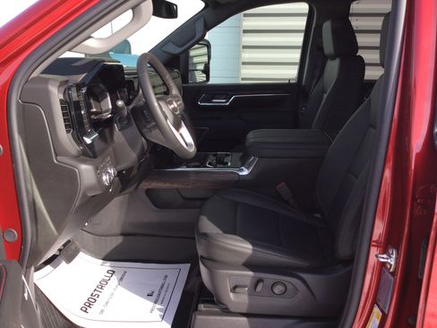 New 2026 GMC Sierra 3500 SLT w/ SLT Premium Package AWD/4WD image 9