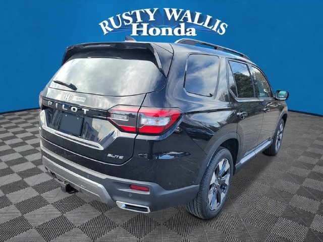 New 2026 Honda Pilot Elite image 3