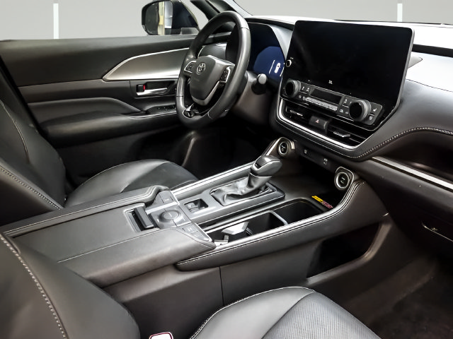 Certified 2025 Toyota Grand Highlander AWD Hybrid image 27