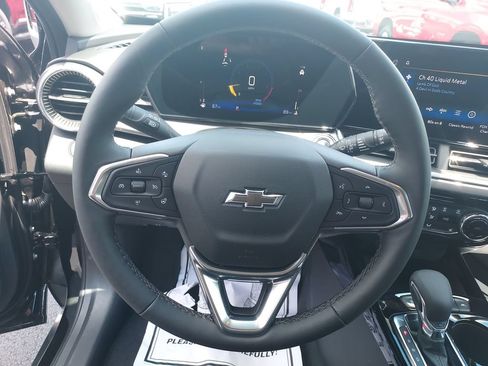 New 2026 Chevrolet Trax ACTIV w/ Driver Confidence Package FWD image 17