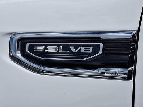 Used 2026 GMC Sierra 1500 SLT AWD/4WD image 30