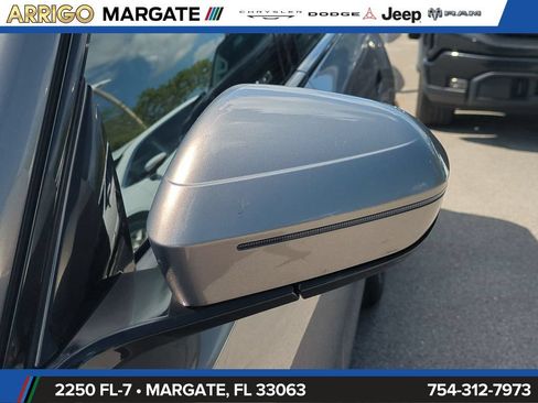 Used 2024 BMW 740i RWD image 13