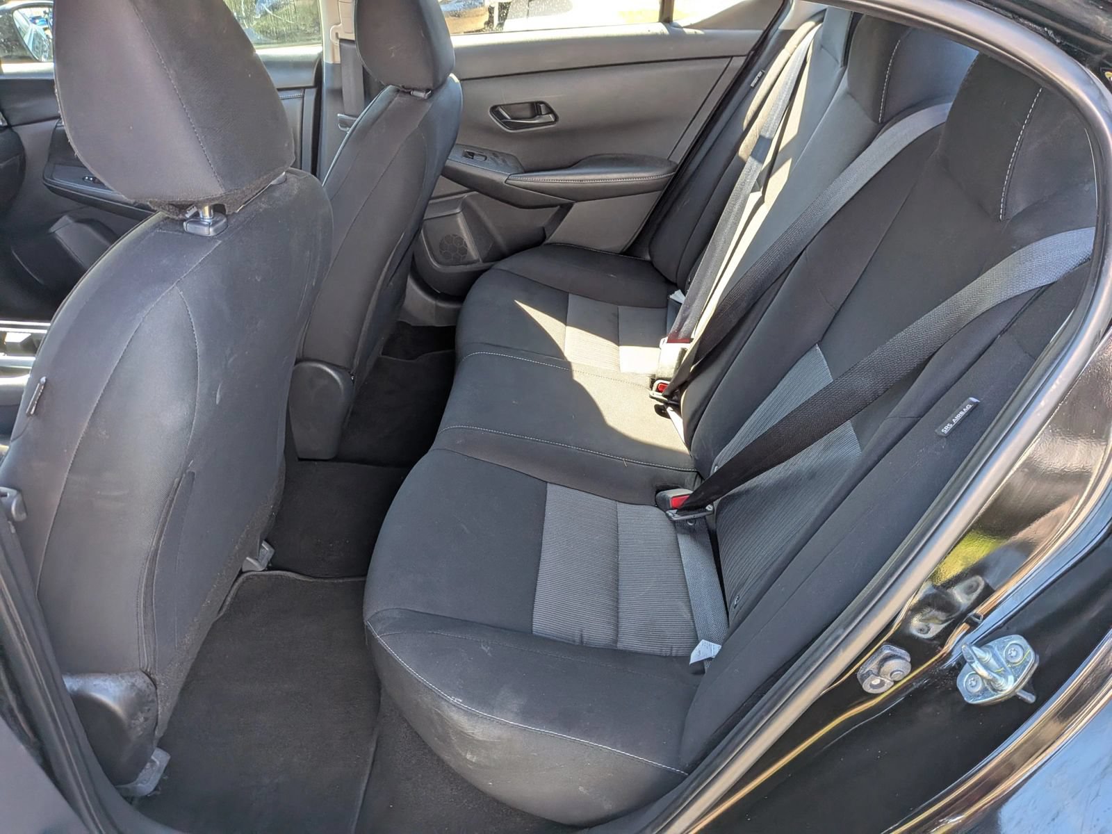 Used 2025 Nissan Sentra SV FWD image 25
