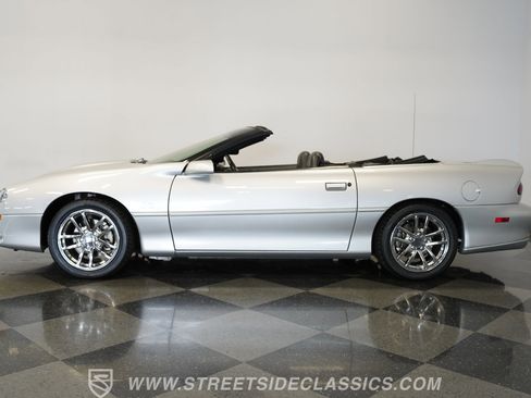 Used 2002 Chevrolet Camaro Z28 w/ SS Performance/Appearance Pkg image 2