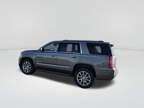 Used 2017 GMC Yukon Denali w/ Open Road Package image 3
