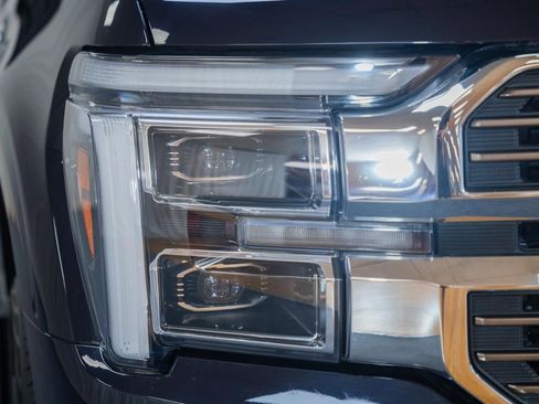 Used 2025 Ford F150 King Ranch AWD/4WD image 11