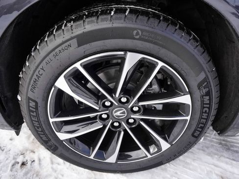 Used 2024 Acura ZDX A-Spec image 9