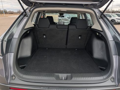 Used 2023 Honda HR-V LX image 18