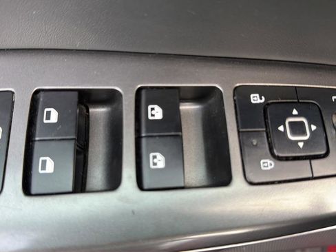 Used 2024 Kia EV6 Light image 23