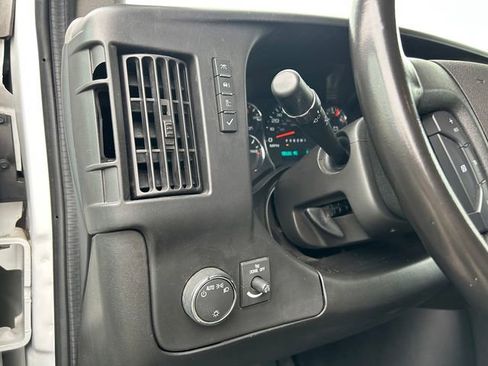 Used 2023 GMC Savana 2500 Extended w/ Driver Convenience Package image 15