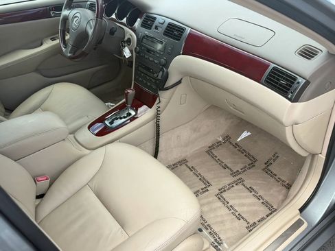 Used 2002 Lexus ES 330 FWD image 28