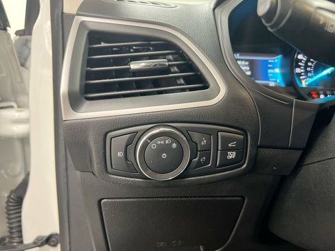 Used 2022 Ford Edge SEL w/ Convenience Package AWD/4WD image 18