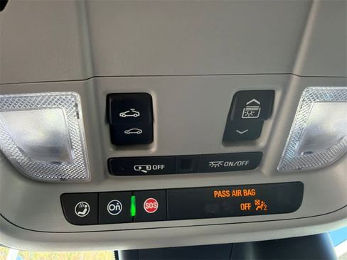 Used 2023 Chevrolet Malibu LT image 32