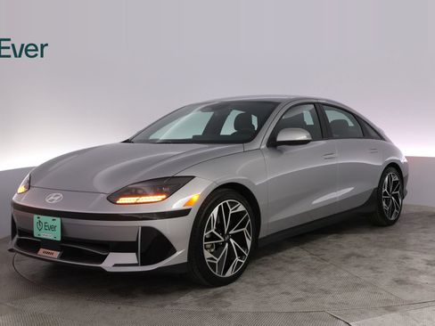 Used 2023 Hyundai Ioniq 6 Limited RWD image 2