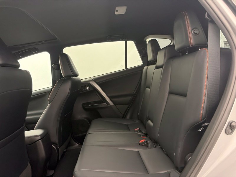 Used 2016 Toyota RAV4 SE AWD/4WD image 14