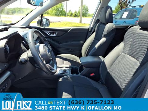 Used 2022 Subaru Forester Premium AWD/4WD image 25