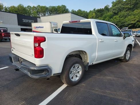 Used 2025 Chevrolet Silverado 1500 LT RWD image 5