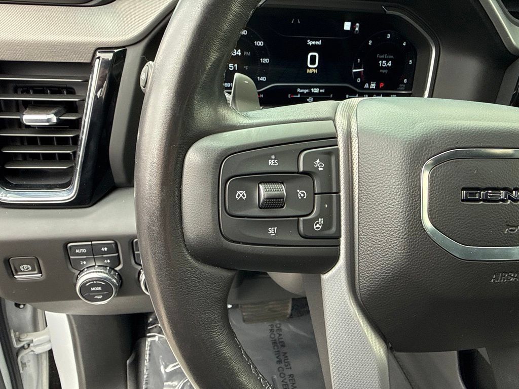 Used 2023 GMC Sierra 1500 Denali w/ Technology Package AWD/4WD image 16