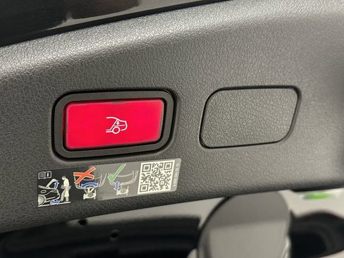 New 2026 Mercedes-Benz CLE 300 4MATIC Cabriolet image 20