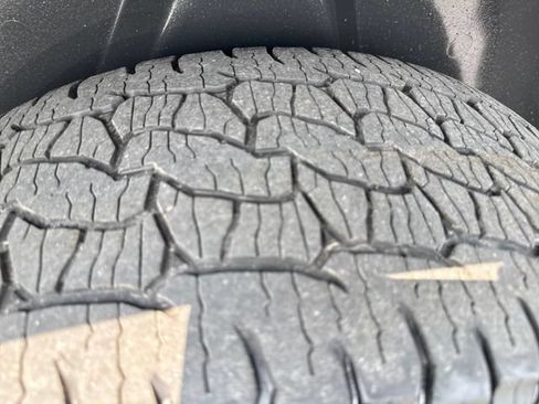Used 2013 RAM 1500 Big Horn AWD/4WD image 30