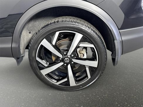 Certified 2022 Nissan Rogue Sport SL FWD image 30