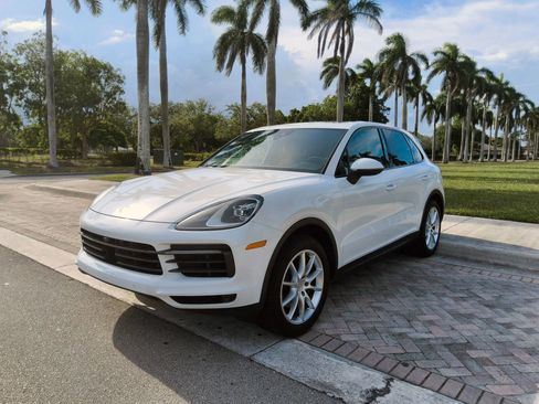Used 2019 Porsche Cayenne image 3