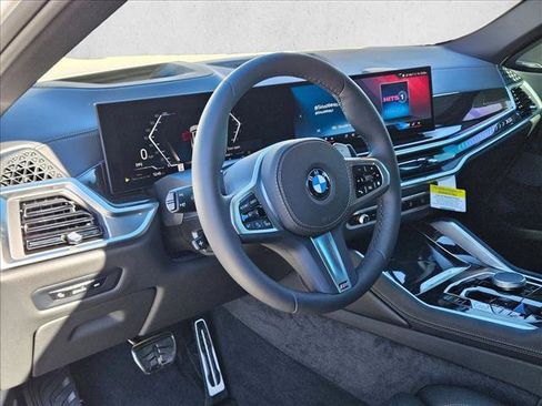 New 2026 BMW X6 xDrive40i image 3