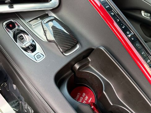 Used 2021 Chevrolet Corvette Stingray Convertible w/ Z51 Performance Package RWD image 25
