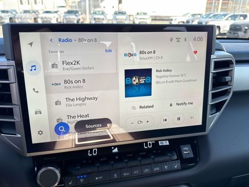 New 2026 Toyota Tundra Limited AWD/4WD image 18