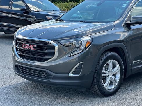 Used 2021 GMC Terrain SLE FWD image 33