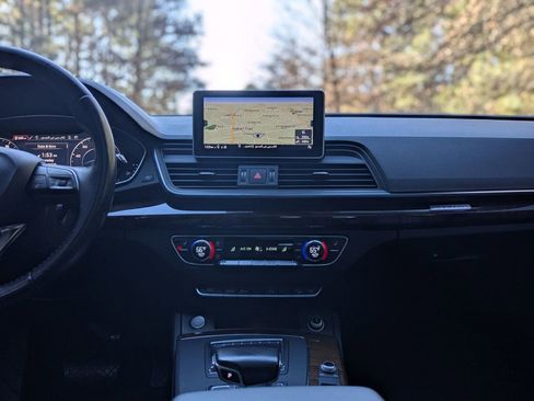 Used 2018 Audi Q5 2.0T Premium Plus w/ Premium Plus Package image 20