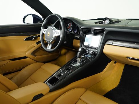 Used 2016 Porsche 911 Turbo S image 54