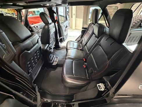 Used 2021 Jeep Wrangler Unlimited Rubicon AWD/4WD image 52