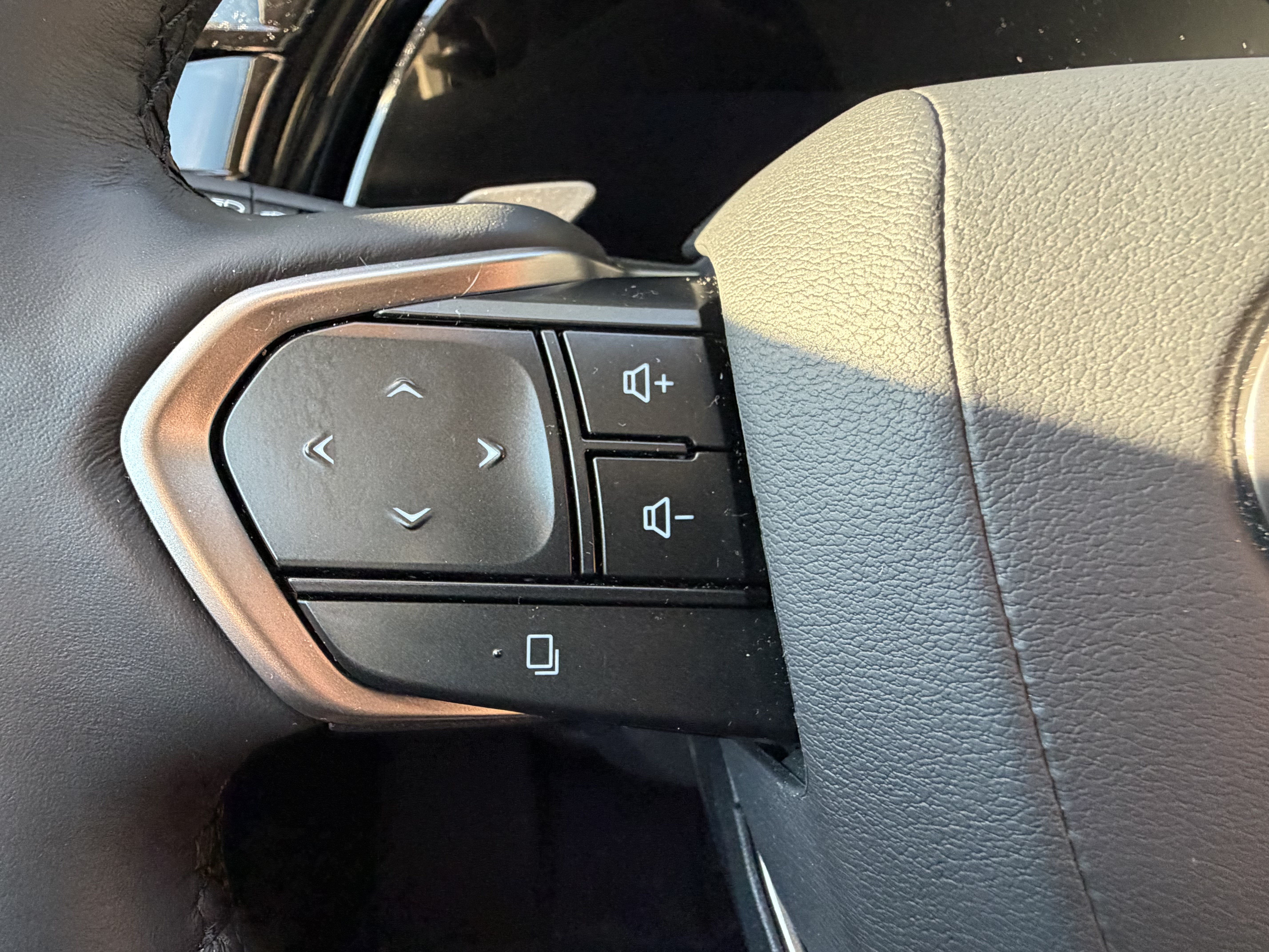 Used 2026 Lexus RX 350 FWD w/ Convenience Package image 18