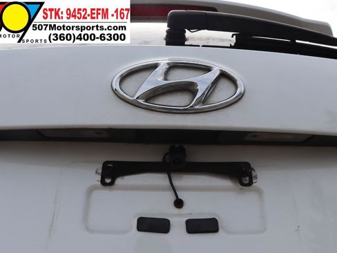 Used 2016 Hyundai Santa Fe Sport image 16