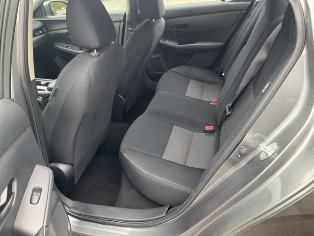 Used 2024 Nissan Sentra SV FWD image 21