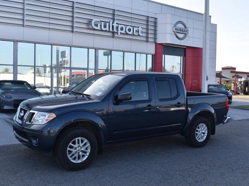 Used 2019 Nissan Frontier SV w/ Value Truck Package image 2